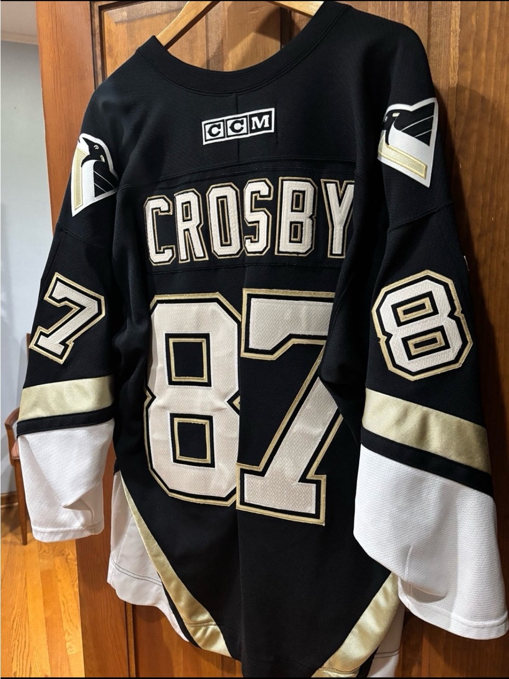CCM NHL Sidney Crosby Pittsburgh Penguins Hockey Jersey